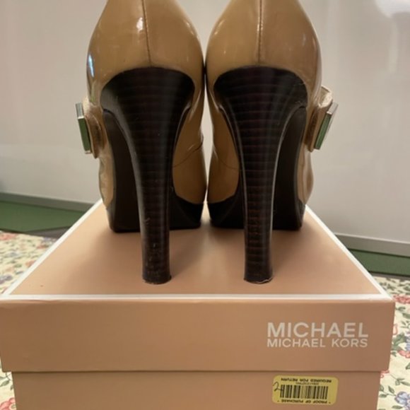 MICHAEL Michael Kors Davenport Mary Janes, Patent Leather, Size 8 - Picture 7 of 16